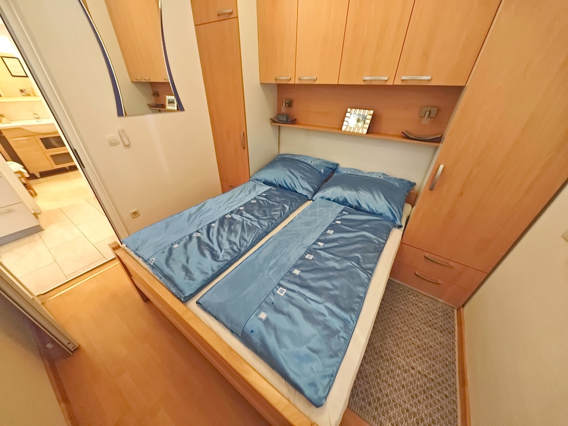 Baška, opremljen apartma prva vrsta do morja!