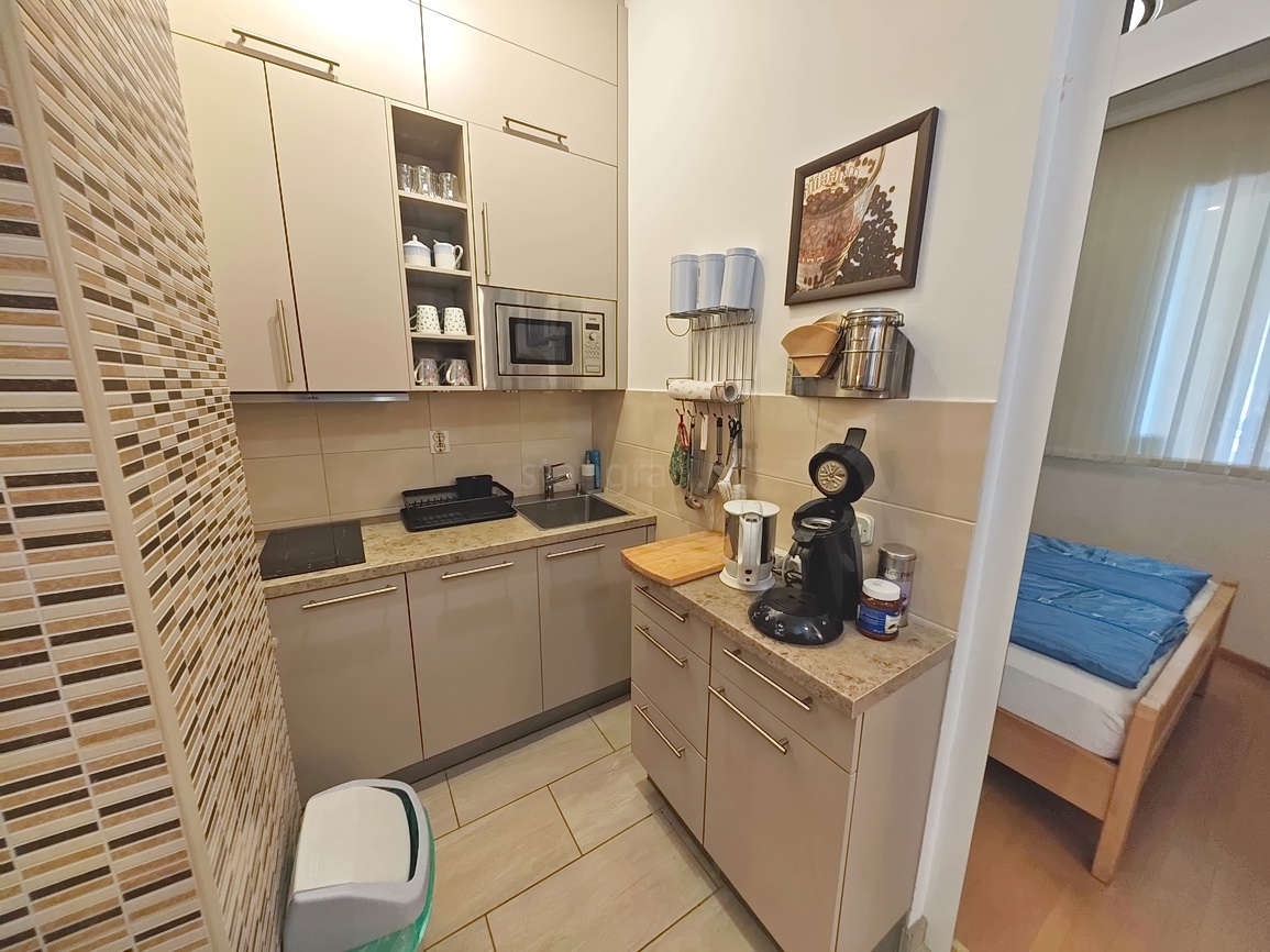 Baška, opremljen apartma prva vrsta do morja!