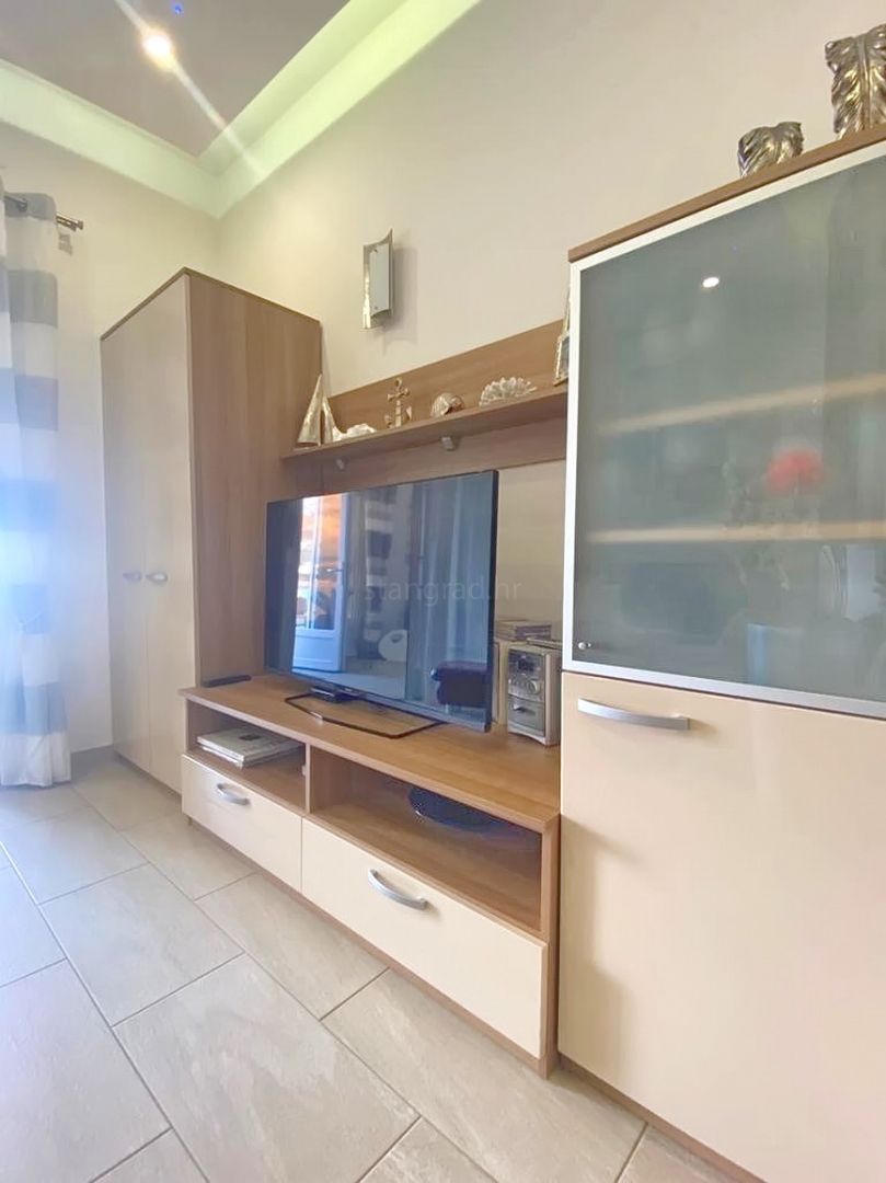 Baška, opremljen apartma prva vrsta do morja!