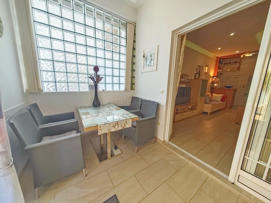 Baška, opremljen apartma prva vrsta do morja!