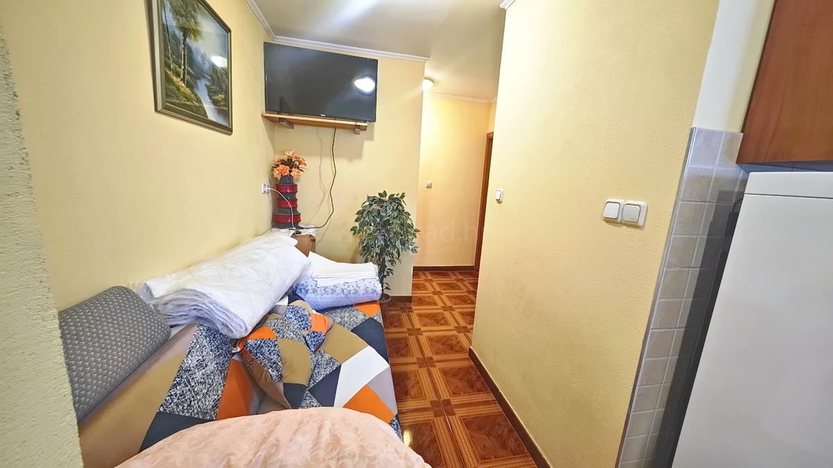 Njivice, 2 apartmaja v pritličju blizu morja!
