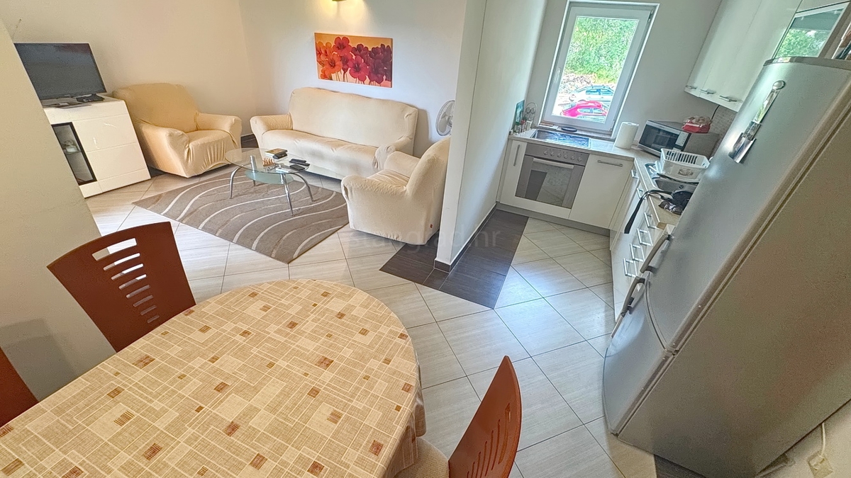 Zaliv Soline, apartma prva vrsta do morja!