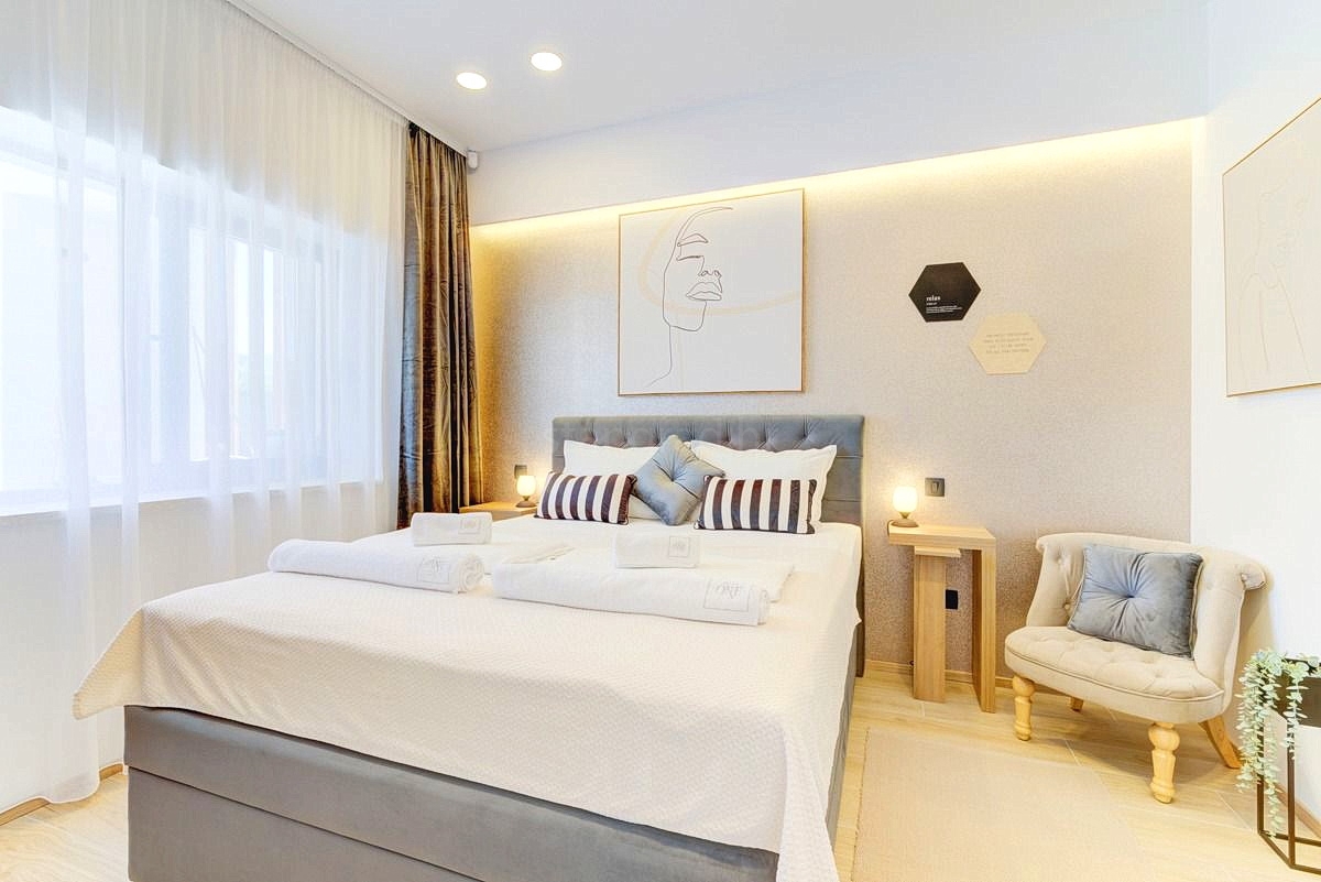 Novi Vinodolski, prekrasna vila z bazenom, savno in spa centrom!