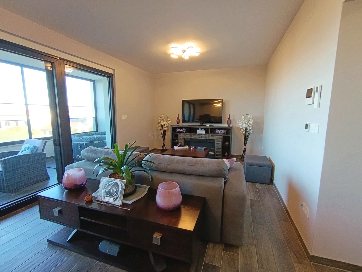 Malinska, udoben apartma z veliko teraso in pogledom na morje!