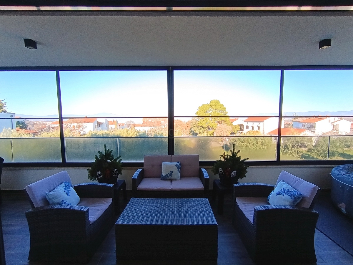 Malinska, udoben apartma z veliko teraso in pogledom na morje!