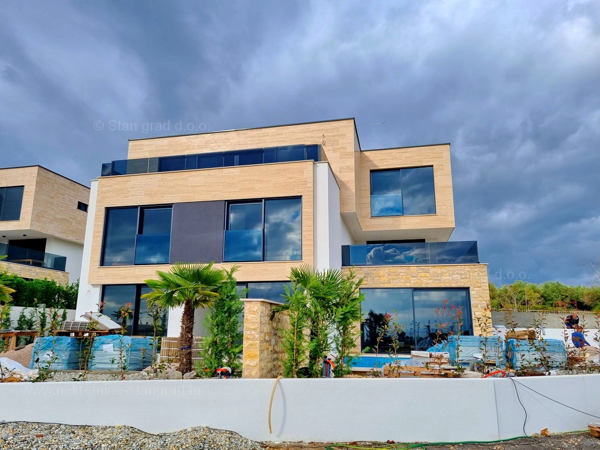 Krk, atraktiven penthouse s čudovitim pogledom na morje, PRODAJA!!