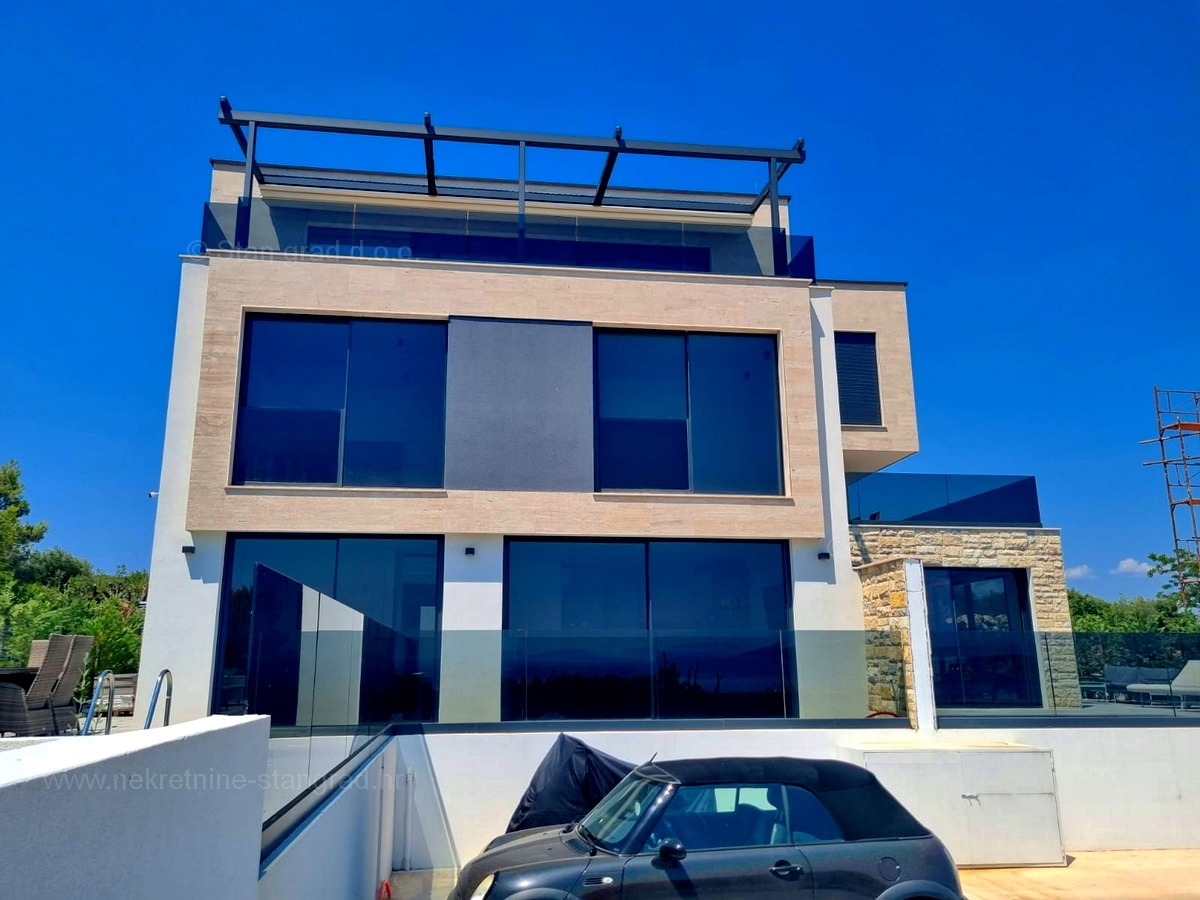 Krk, atraktiven penthouse s čudovitim pogledom na morje, PRODAJA!!
