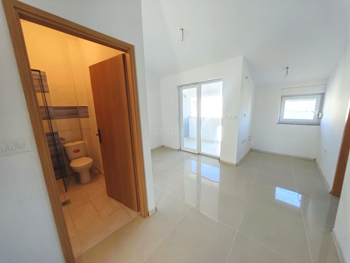 Šilo, prodamo izjemno stanovanje v drugem nadstropju na lokaciji blizu morja