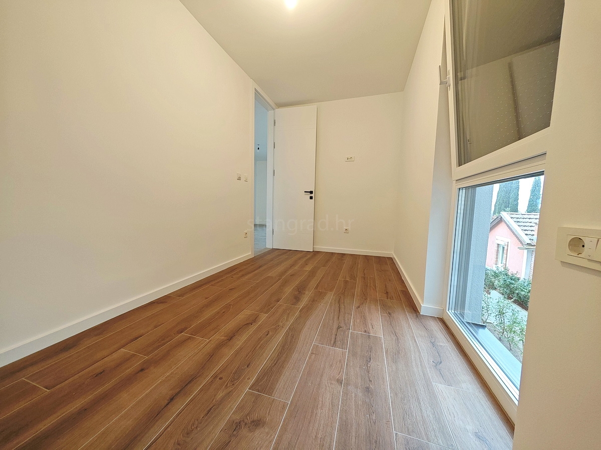 Omišalj, prodaja, izjemen apartma v prvem nadstropju blizu morja!