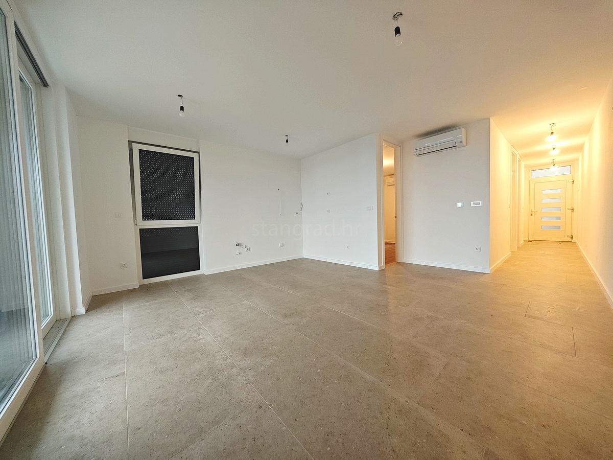 Omišalj, prodaja, izjemen apartma v prvem nadstropju blizu morja!