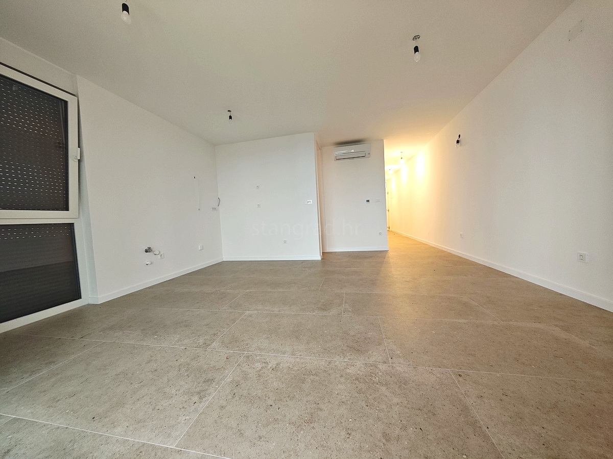 Omišalj, prodaja, izjemen apartma v prvem nadstropju blizu morja!