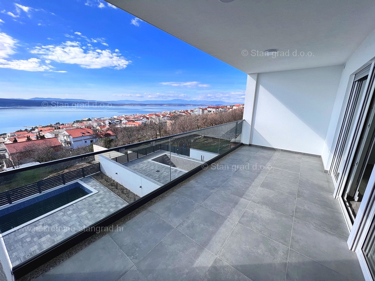 Crikvenica, nov apartma v pritličju s pogledom na morje!