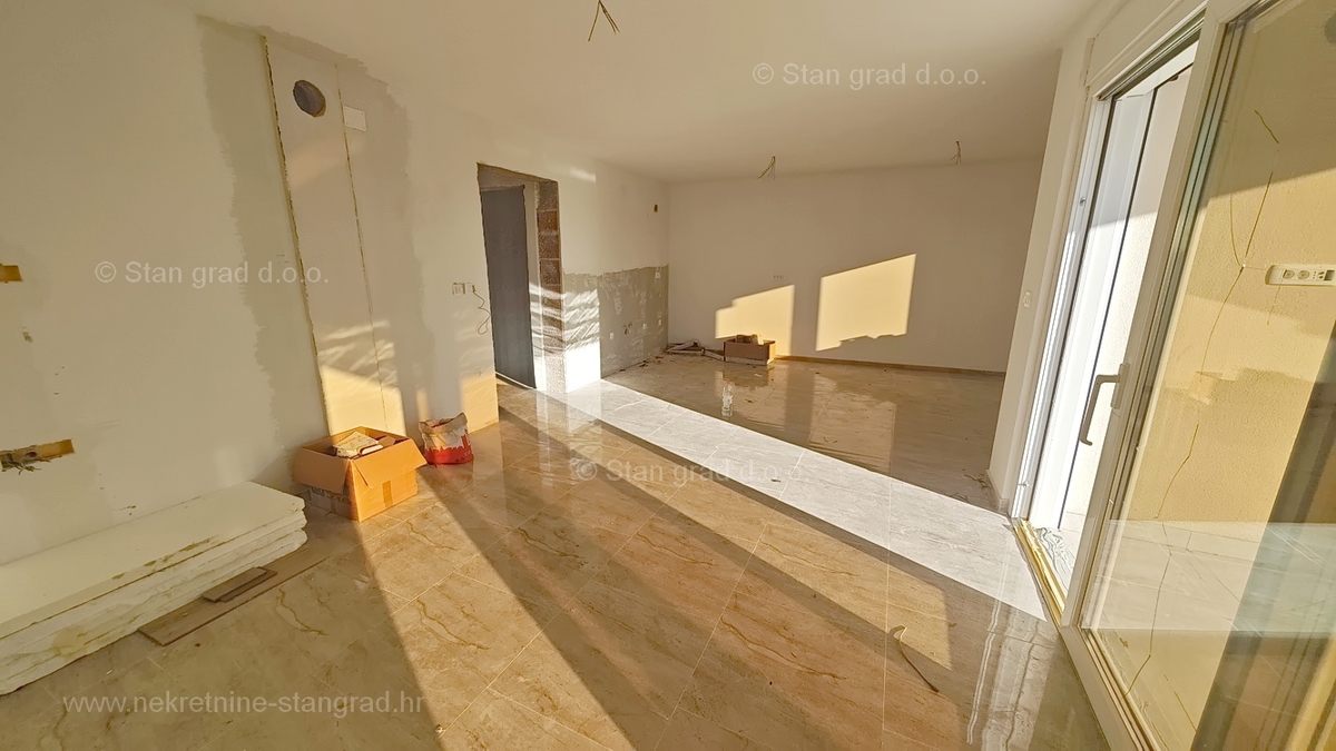 Njivice, dvosobni apartma s pogledom na morje!