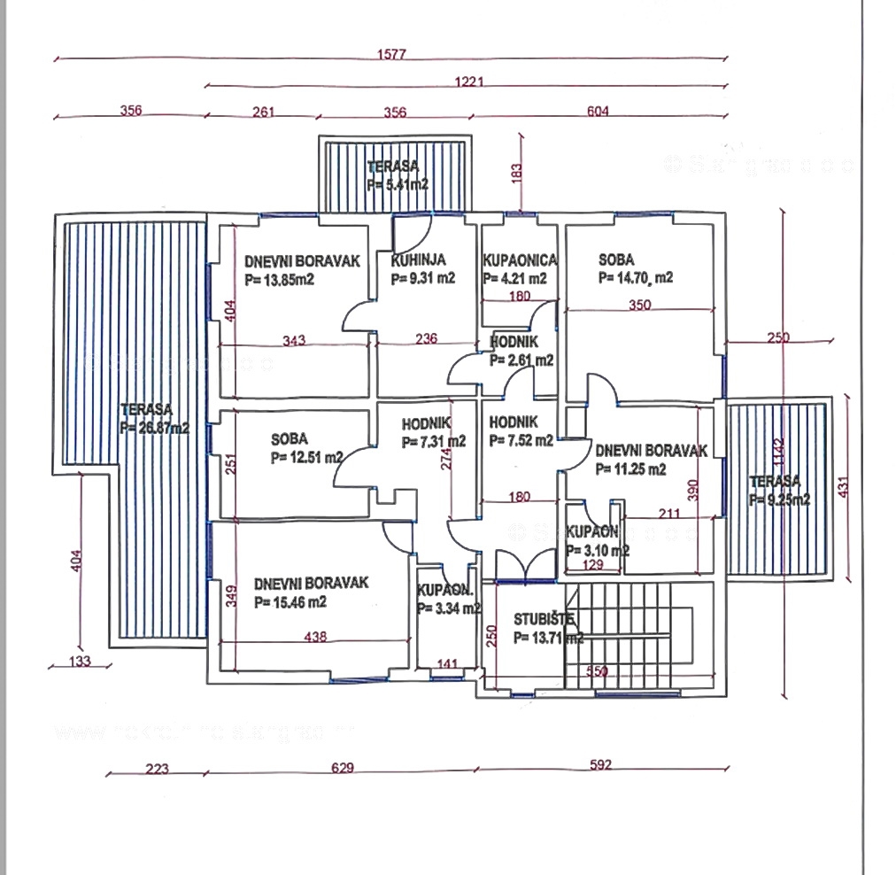 Malinska, opremljena hiša s 5 apartmaji v neposredni bližini morja!