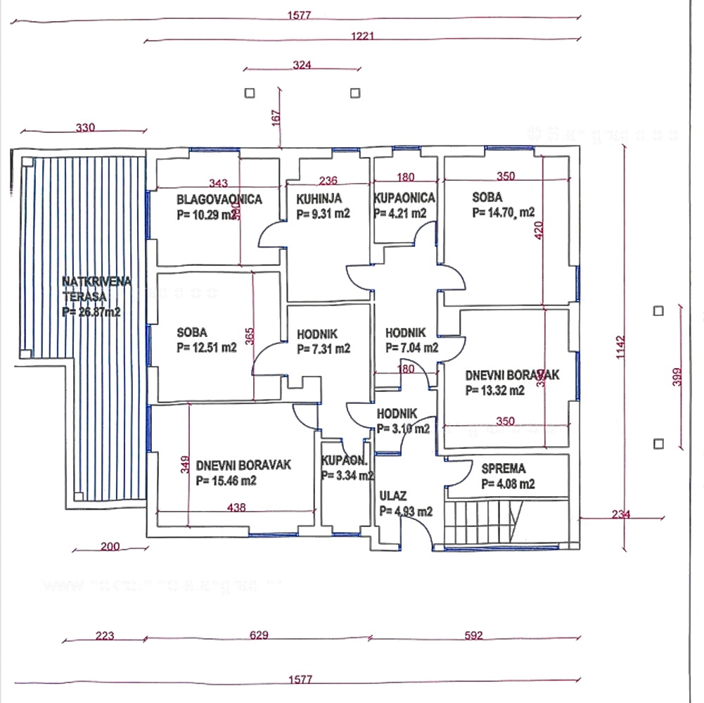 Malinska, opremljena hiša s 5 apartmaji v neposredni bližini morja!
