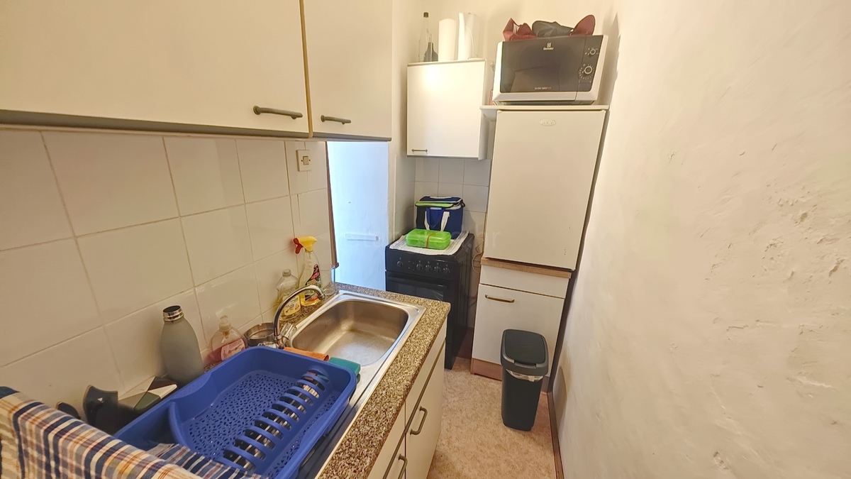 Krk, kamnita hiša s teraso in pogledom na morje!