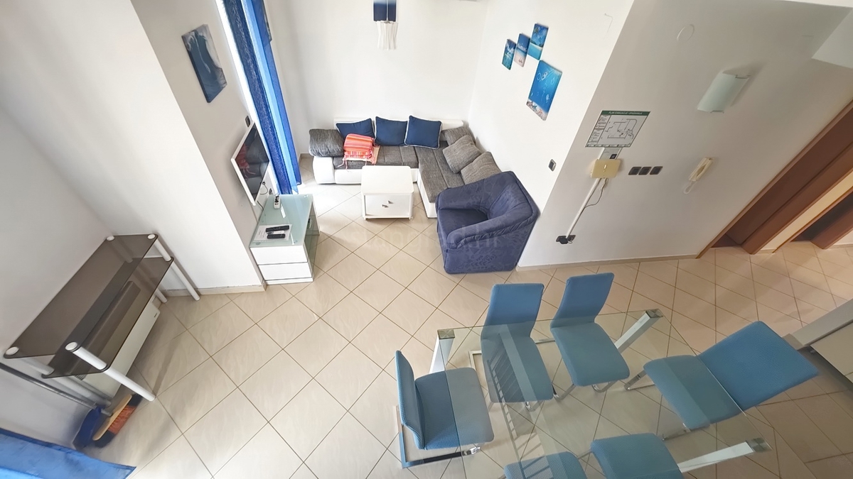 Baška, dvoetažni apartma blizu morja!
