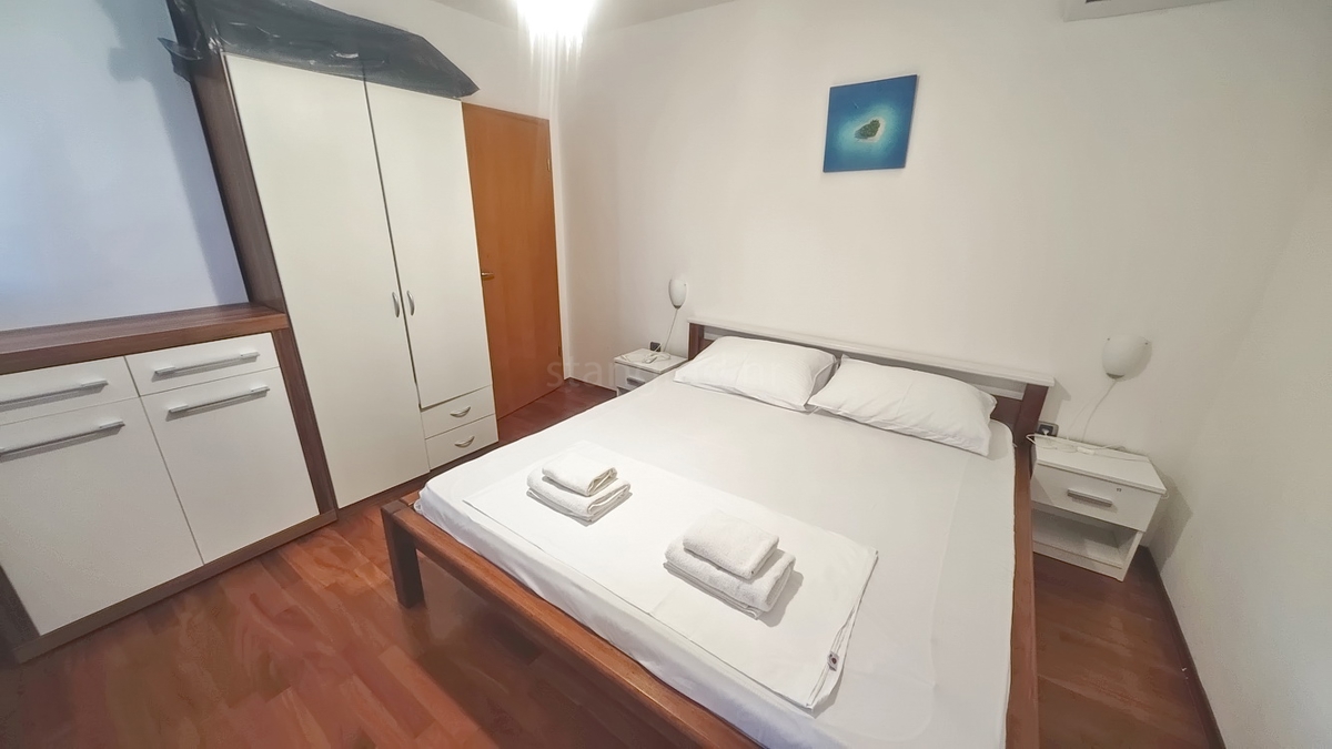 Baška, dvoetažni apartma blizu morja!