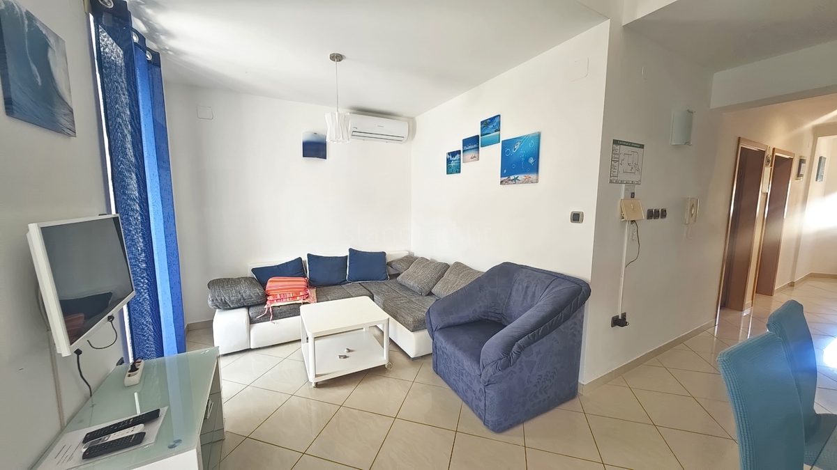 Baška, dvoetažni apartma blizu morja!
