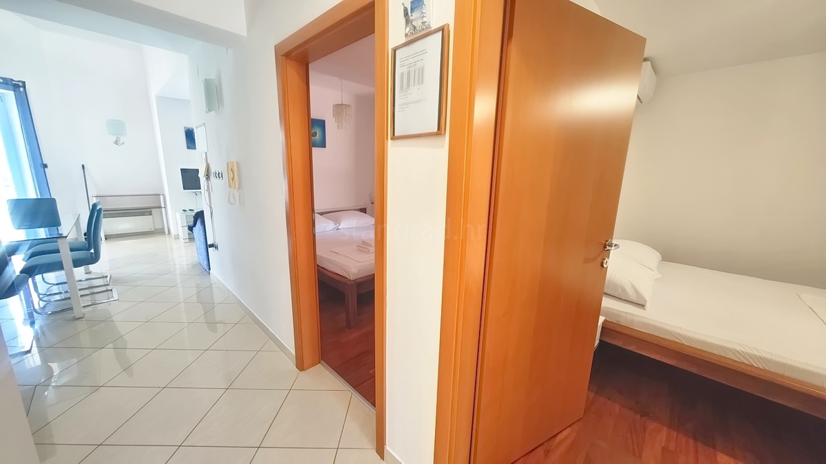 Baška, dvoetažni apartma blizu morja!