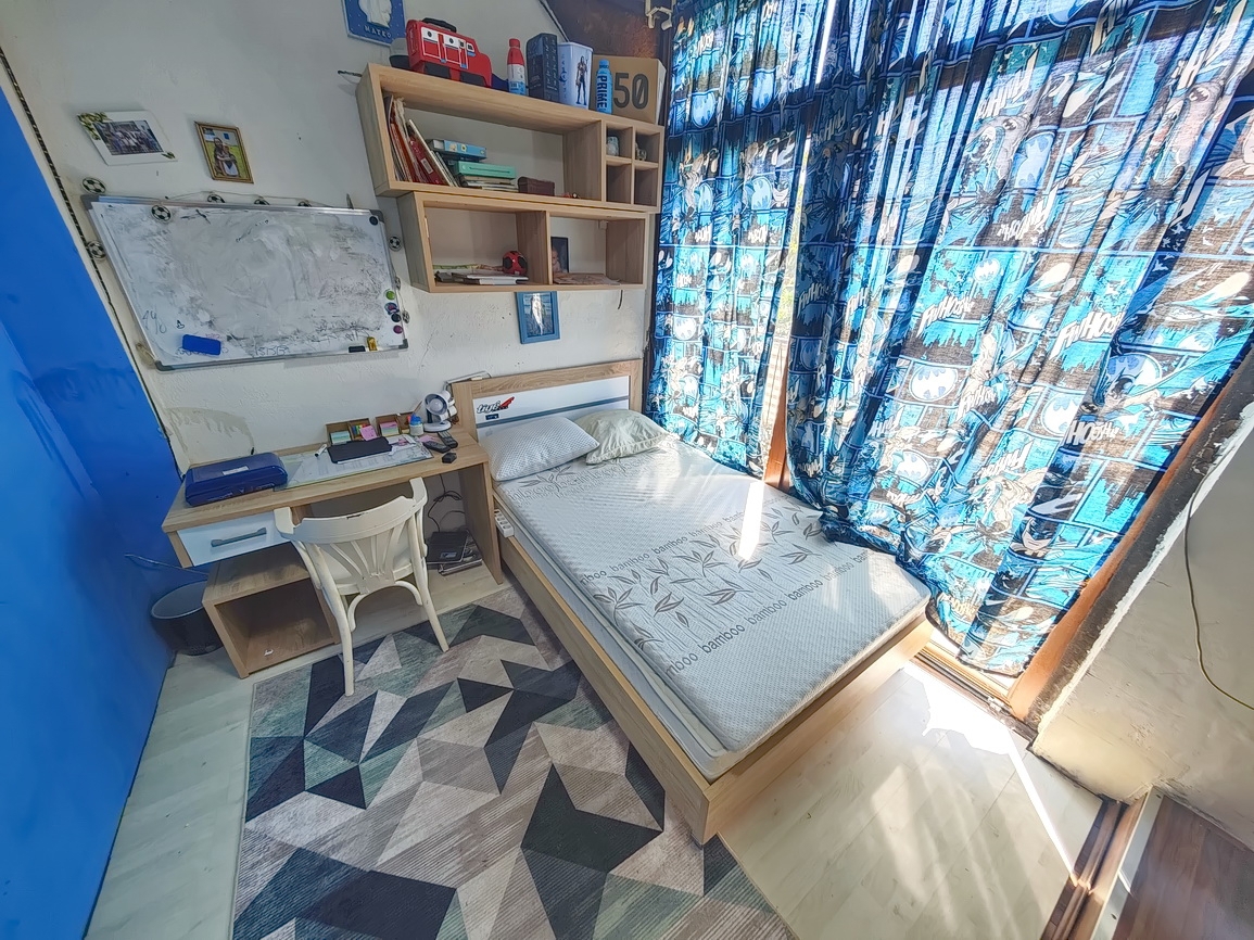 Punat, polsamostojna hiša z dvema ločenima apartmajema na dobri lokaciji!
