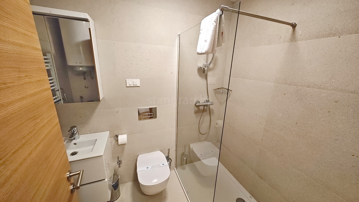 Malinska, opremljen apartma v novogradnji blizu morja!