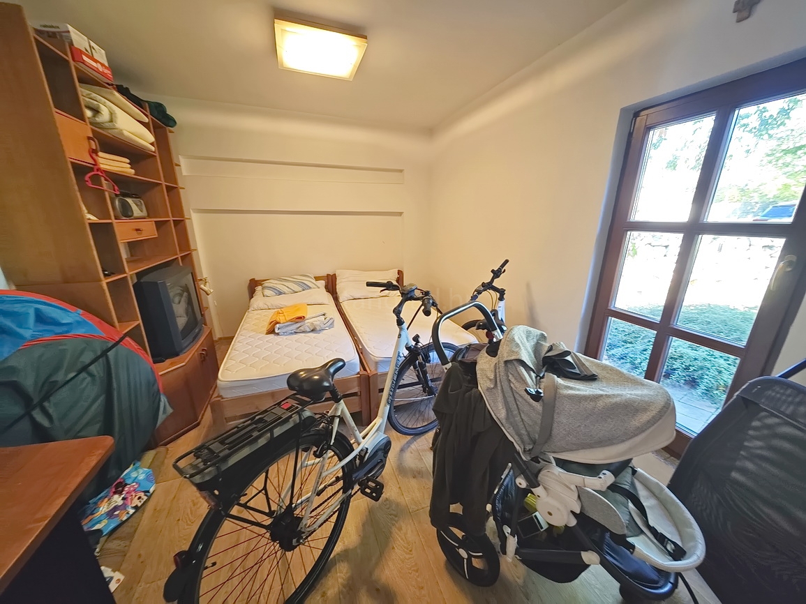 Območje Malinske, prenovljena kamnita hiša s pogledom na morje!