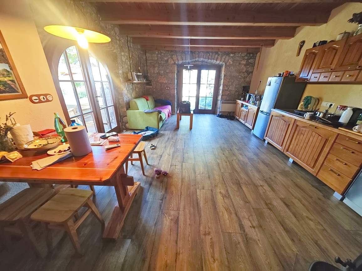 Območje Malinske, prenovljena kamnita hiša s pogledom na morje!