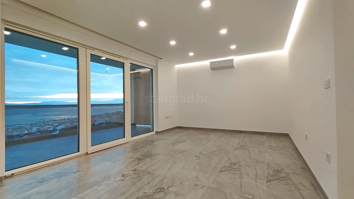 Crikvenica, izjemen apartma s pogledom na morje!