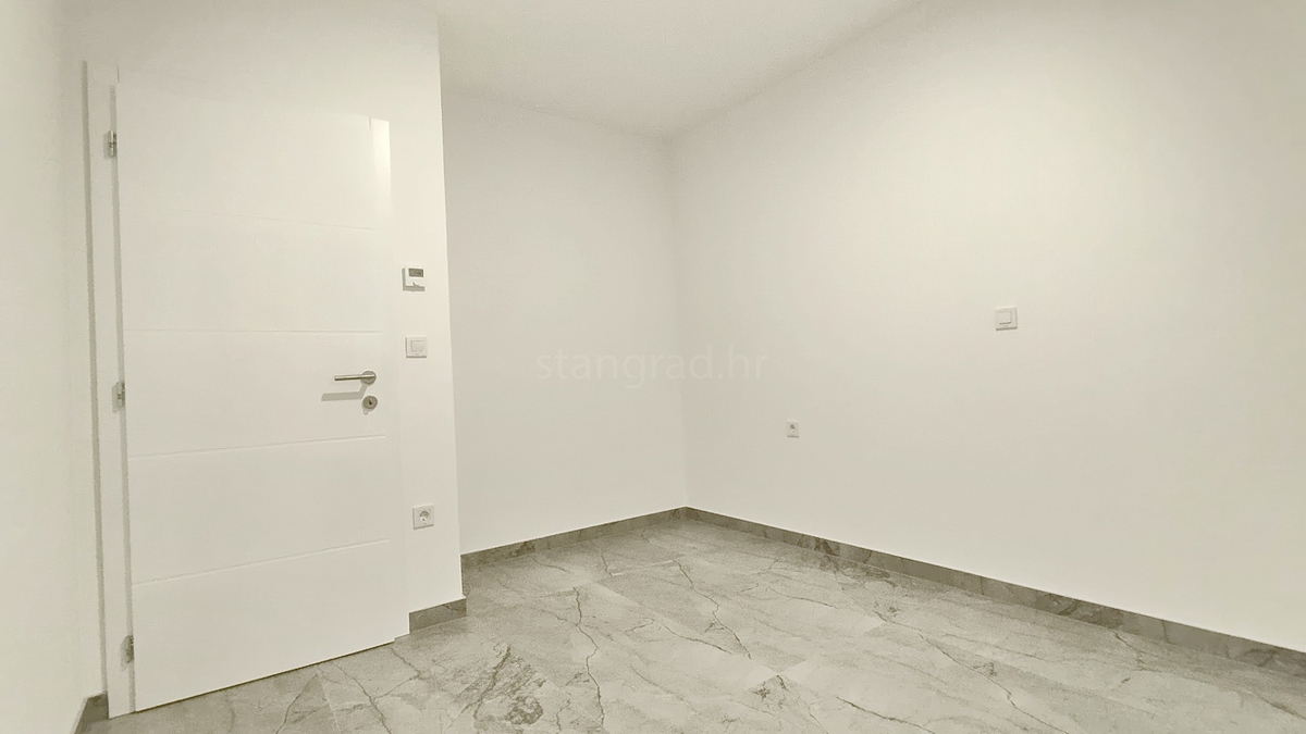 Crikvenica, izjemen apartma s pogledom na morje!