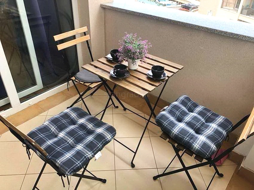 Novi Vinodolski, opremljena garsonjera v centru, 200 m od morja! Priložnost!