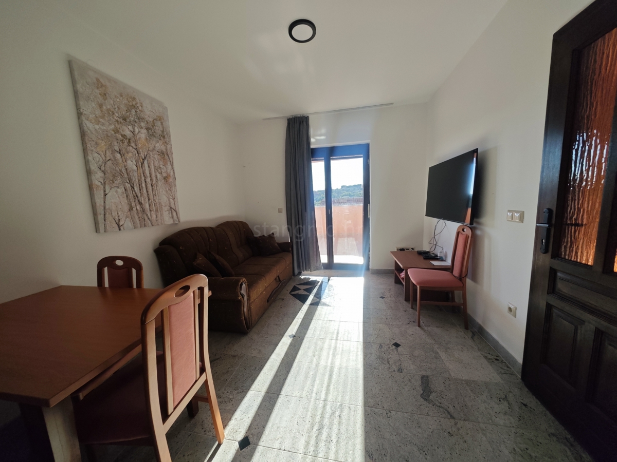 Krk, dvosobno stanovanje v 1. nadstropju s pogledom na morje!