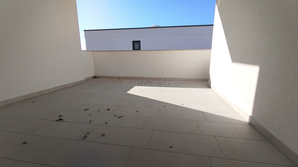 Novi Vinodolski, novo dvosobno stanovanje 1. nadstropje z razgledom!