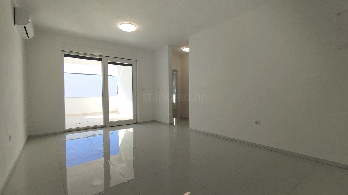 Novi Vinodolski, novo dvosobno stanovanje 1. nadstropje z razgledom!