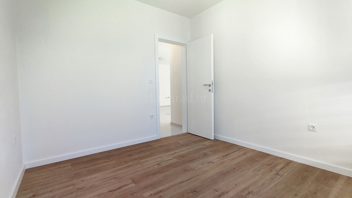 Novi Vinodolski, novo dvosobno stanovanje 1. nadstropje z razgledom!