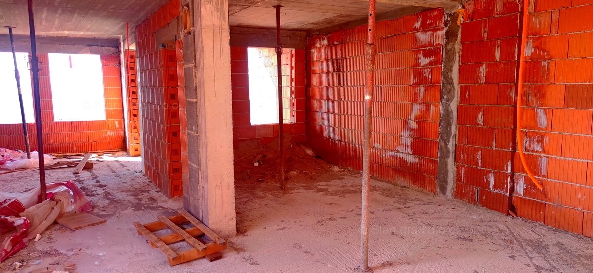 Crikvenica, okolica, apartma v pritličju z odprtim pogledom na morje, PRODAJA!