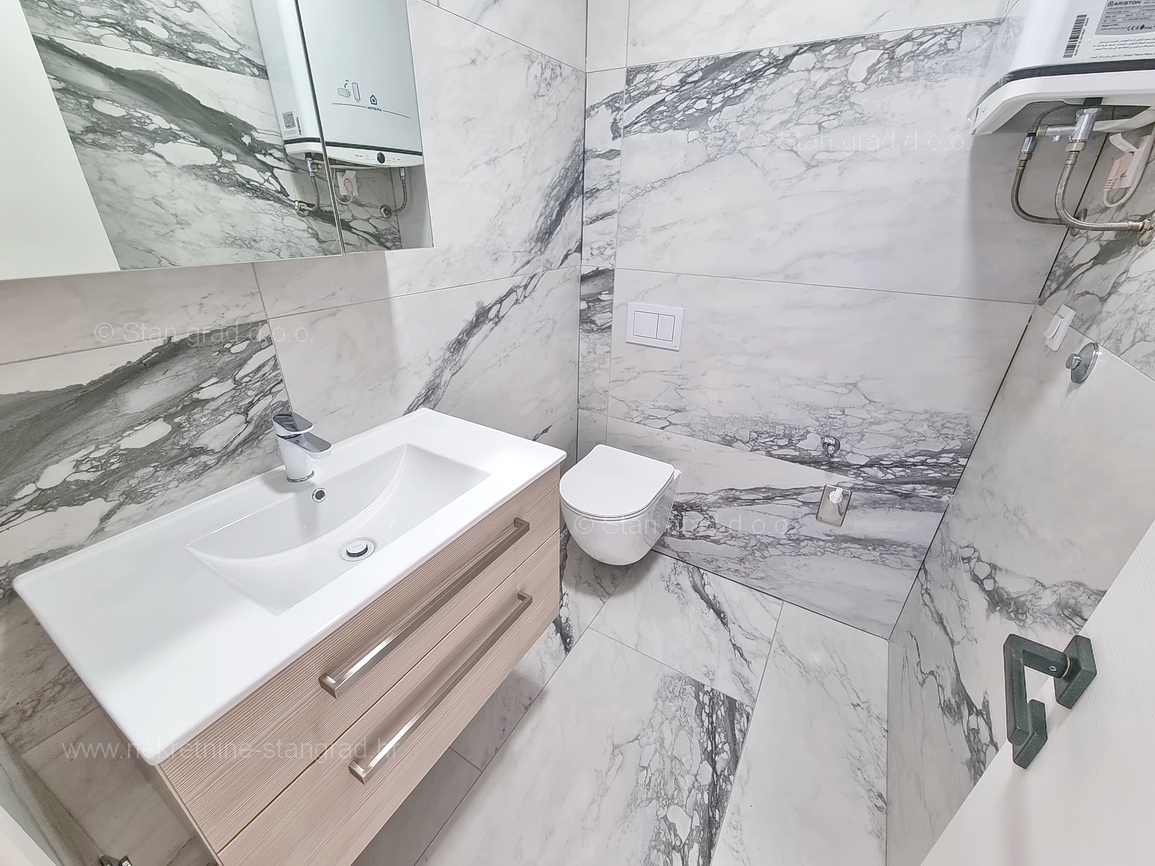 Uvala Soline, apartma v 2. nadstropju s pogledom na morje!