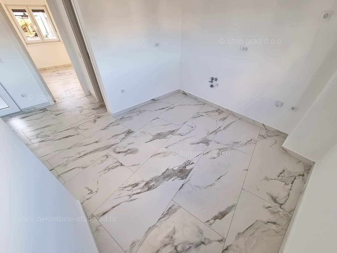 Uvala Soline, apartma v 2. nadstropju s pogledom na morje!