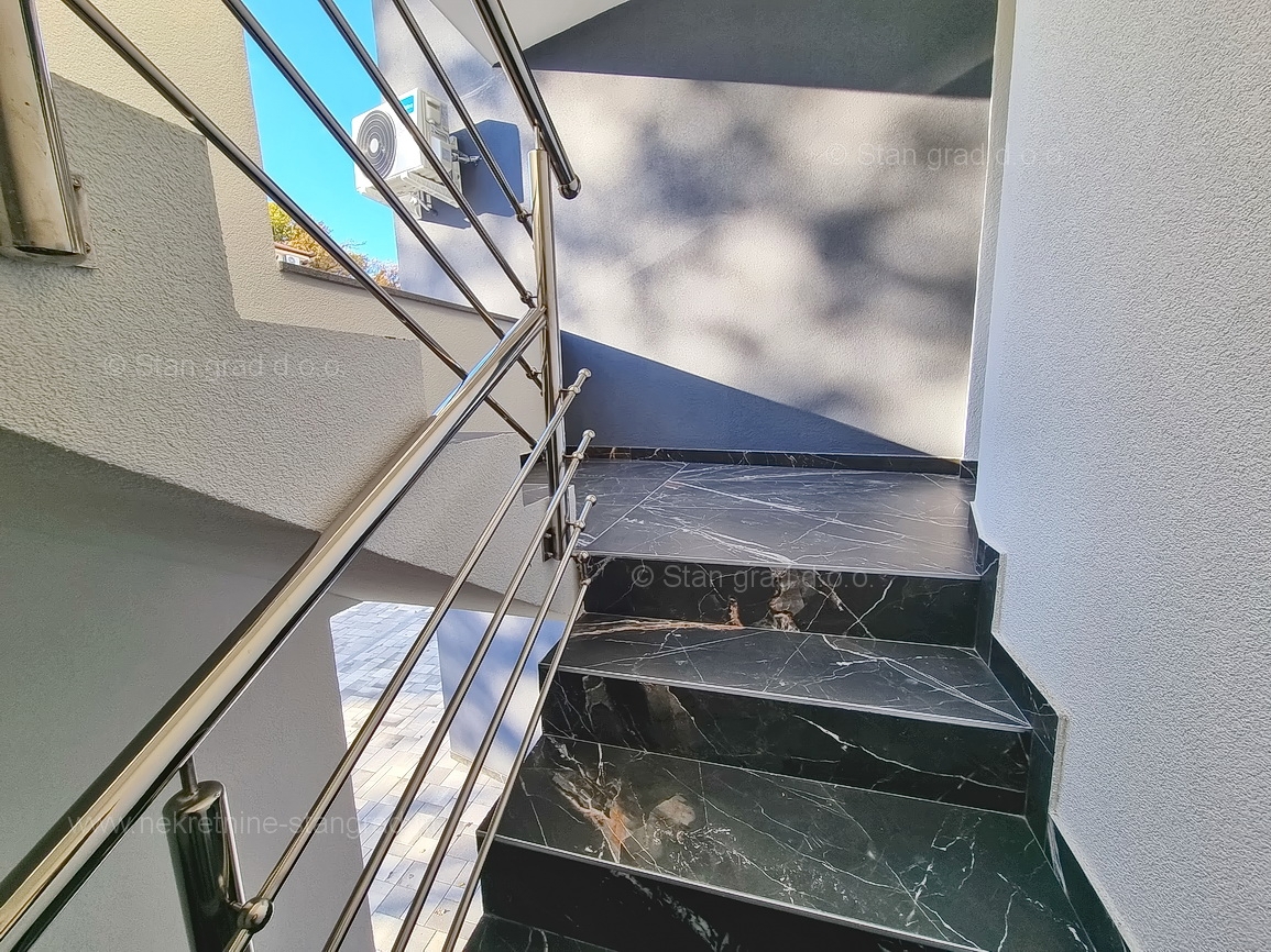 Uvala Soline, apartma v 2. nadstropju s pogledom na morje!