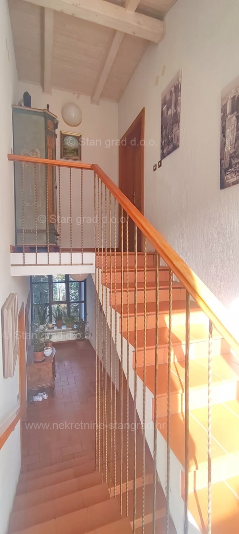Malinska, opremljen apartma blizu plaže!