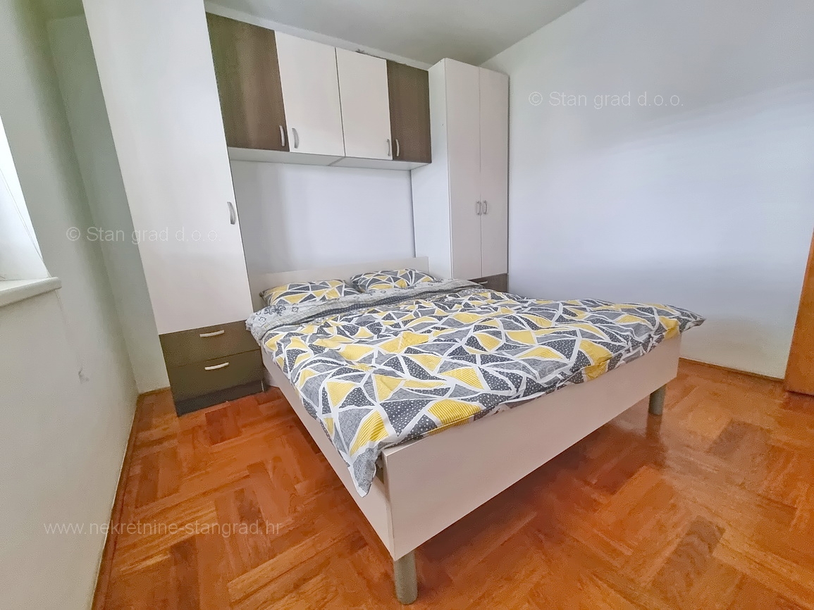 Malinska, opremljen apartma v 2. nadstropju s pogledom na morje!