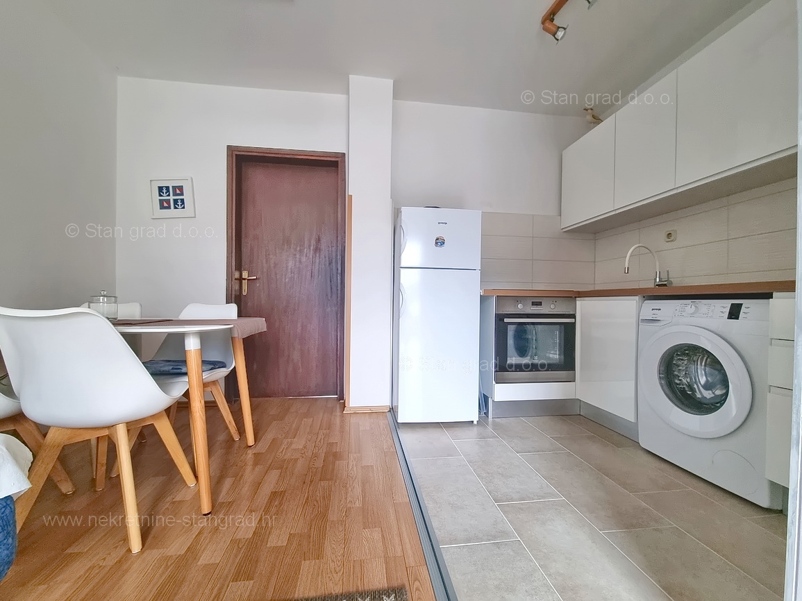 Malinska, opremljen apartma blizu morja s pogledom!