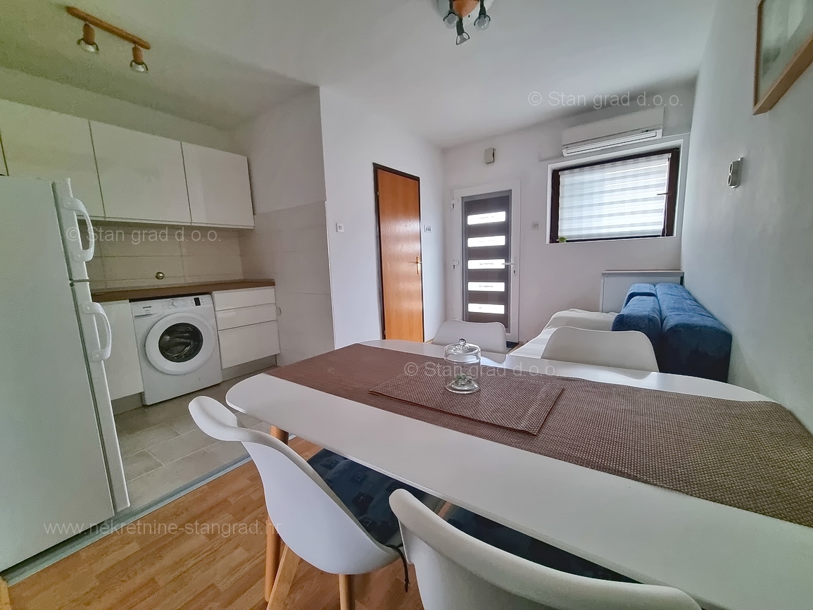 Malinska, opremljen apartma blizu morja s pogledom!