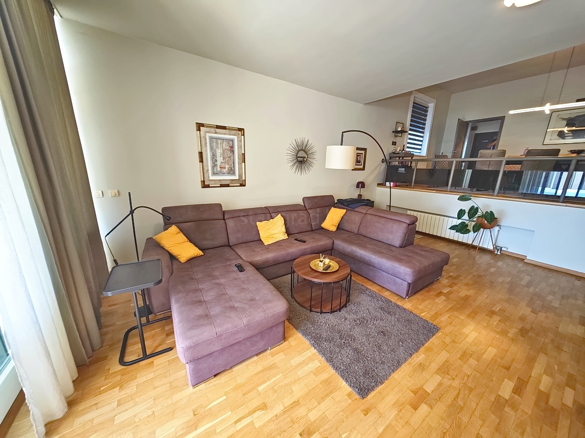 Njivice, enonadstropna hiša na odlični lokaciji v bližini morja!