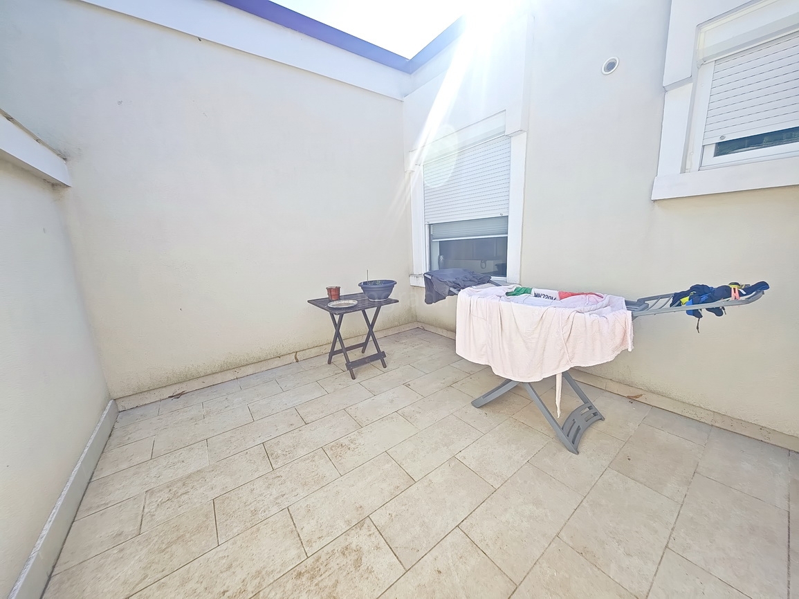 Njivice, enonadstropna hiša na odlični lokaciji v bližini morja!