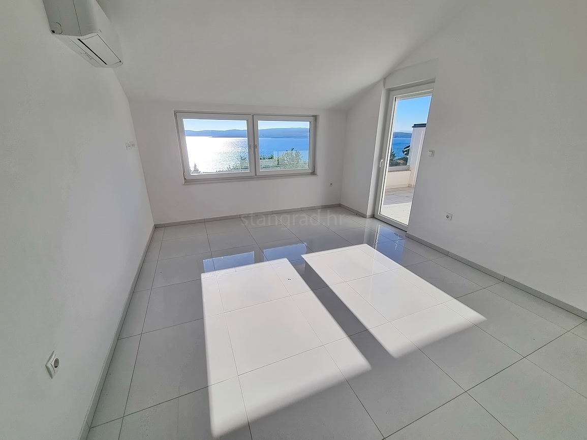 Crikvenica, dvosobno stanovanje v novogradnji blizu morja!