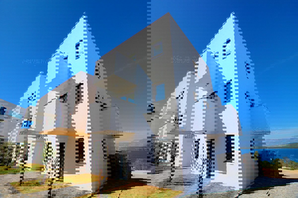 Malinska, Rova, fantastičen penthouse s panoramskim pogledom na morje.