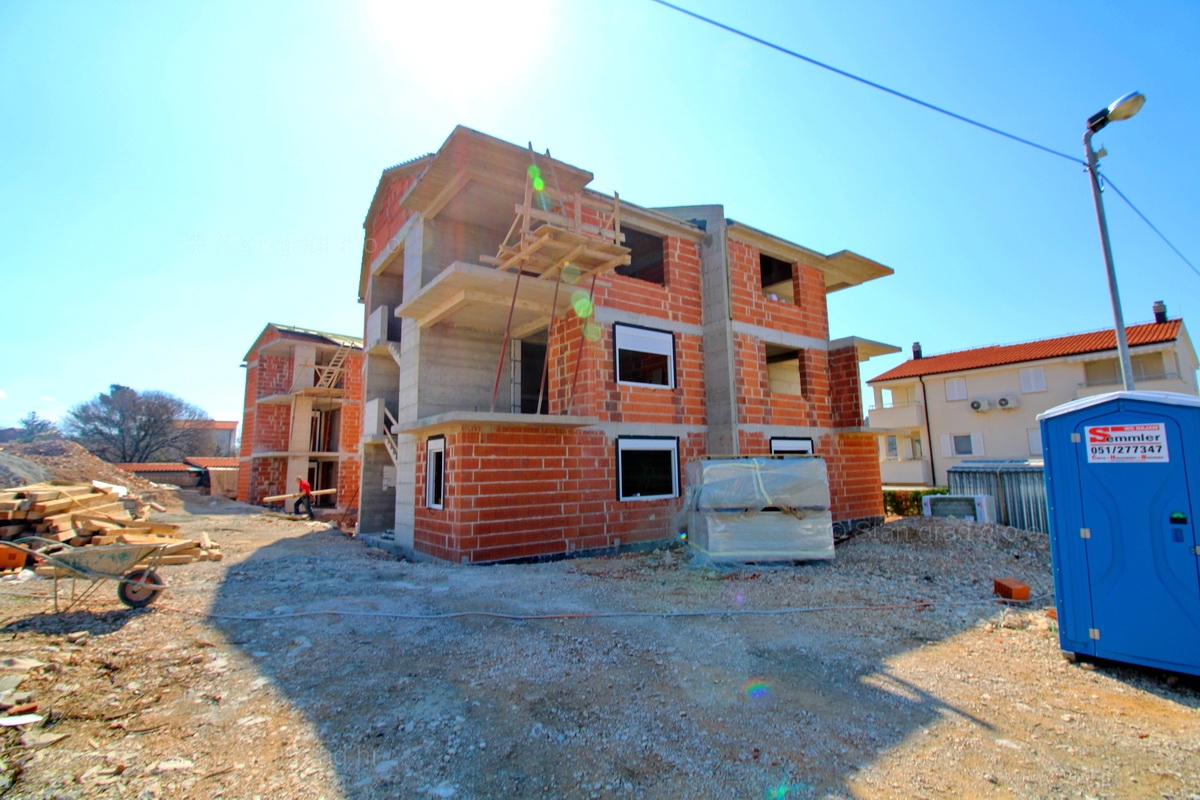 Šilo, novo stanovanje v 1. nadstropju s pogledom na morje, PRODAJA!