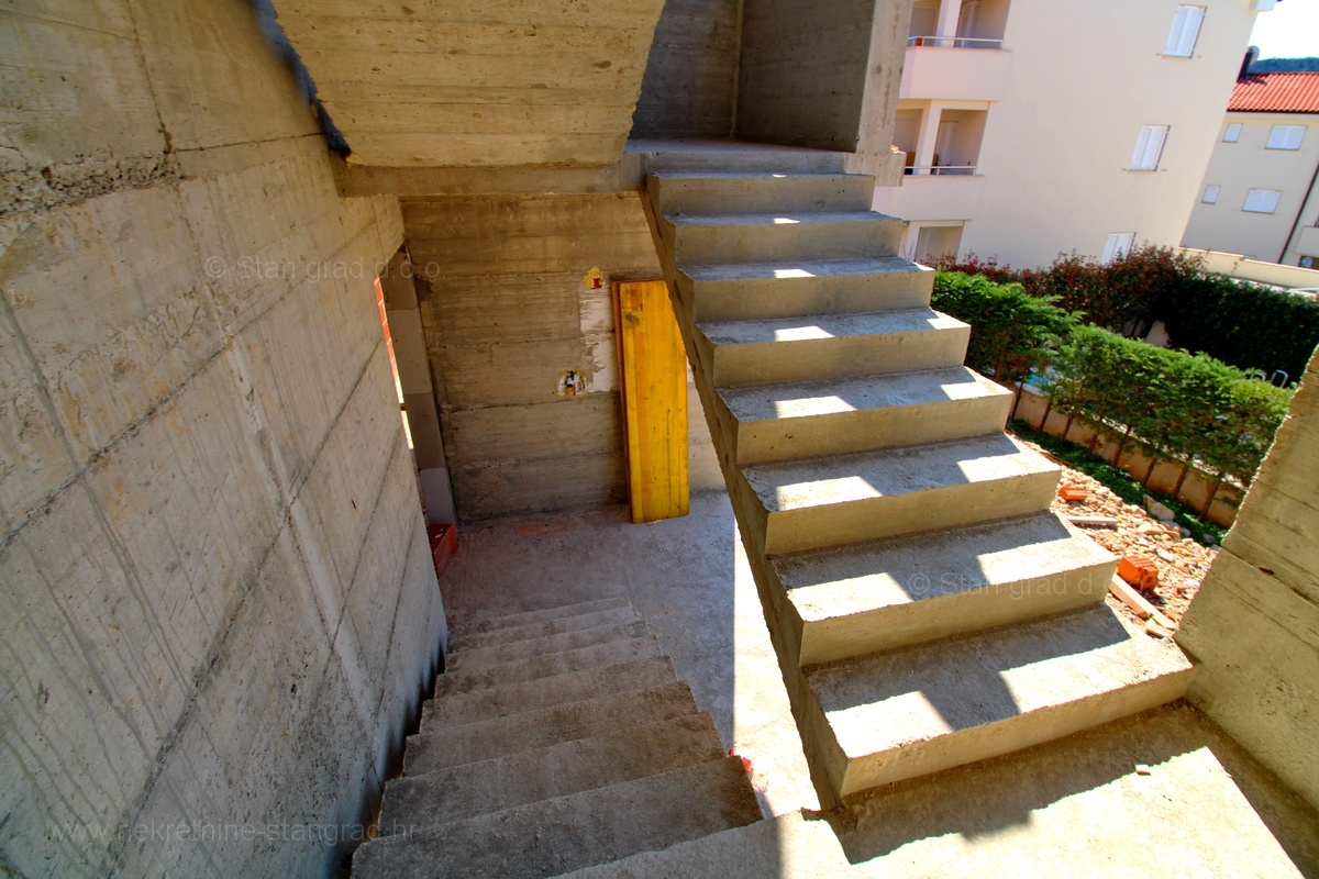 Šilo, novo stanovanje v 1. nadstropju s pogledom na morje, PRODAJA!