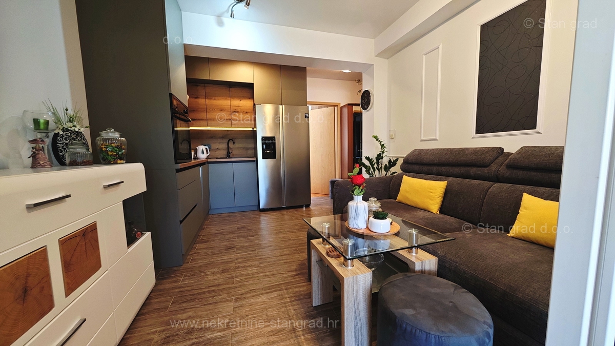 Malinska, apartma v pritličju blizu centra!